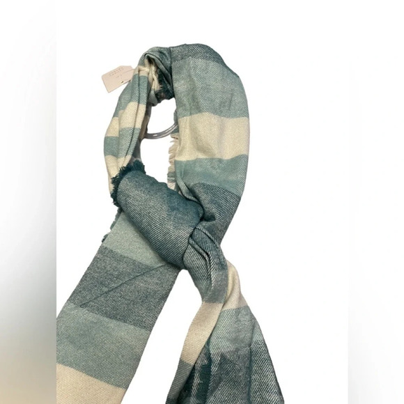 NWT Lauren Conrad June Bug Plaid Scarf - Picture 4 of 6